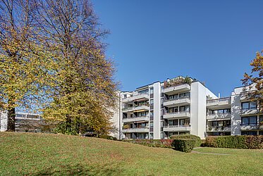 Aschheim: 5-Zimmer-Wohnung mit Dachterrasse