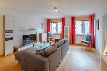 Lichtdurchflutete 2-Zimmer Wohnung auf Zeit mieten