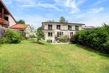 Современный двухквартирный дом в аренду на озере Вёрртзее